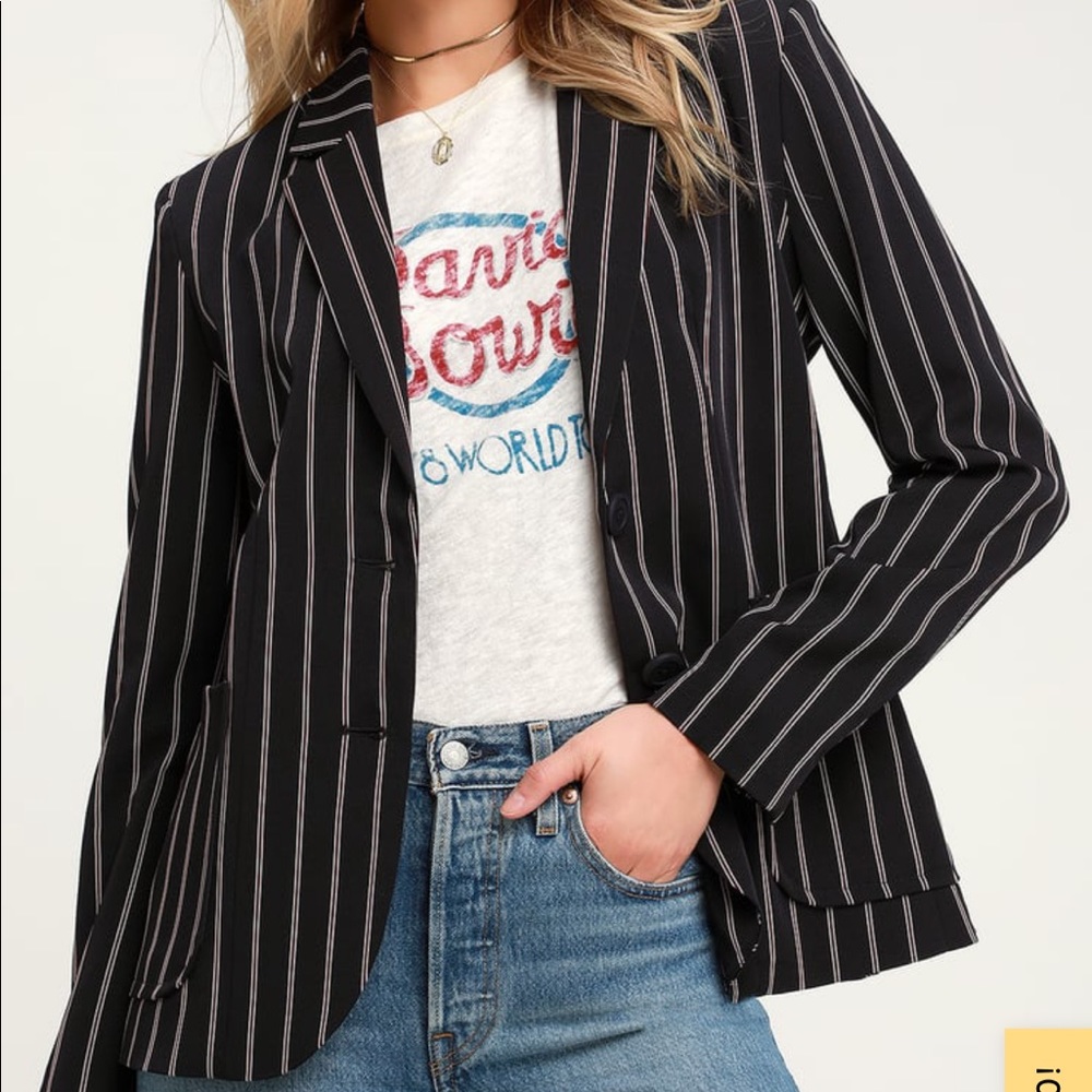 NWT BB DAKOTA Blaze It Navy Blue Striped Blazer